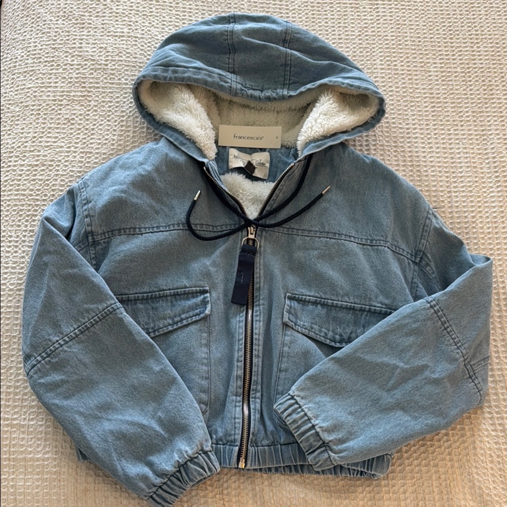 Francesca’s Denim Hooded Cropped Jacket Size Small NWT
